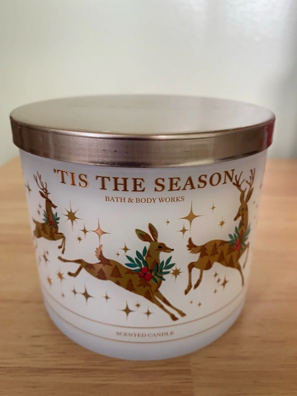Bath & Body Works 'Tis The Season 3 wick Candle NWT - Picture 9 of 10